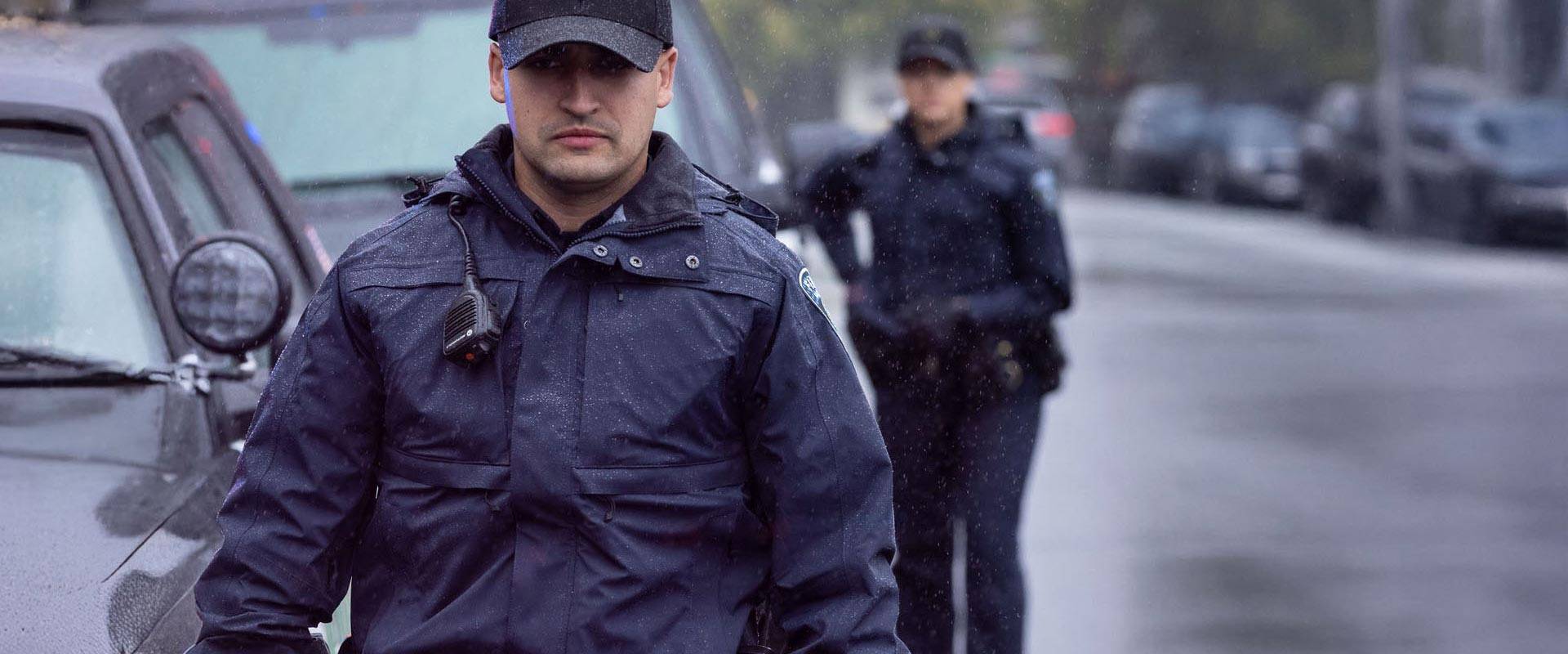 Cold Weather. Hot Deals. 20% Off. Suit Up. Stay War. Shop Cold Weather Gear.