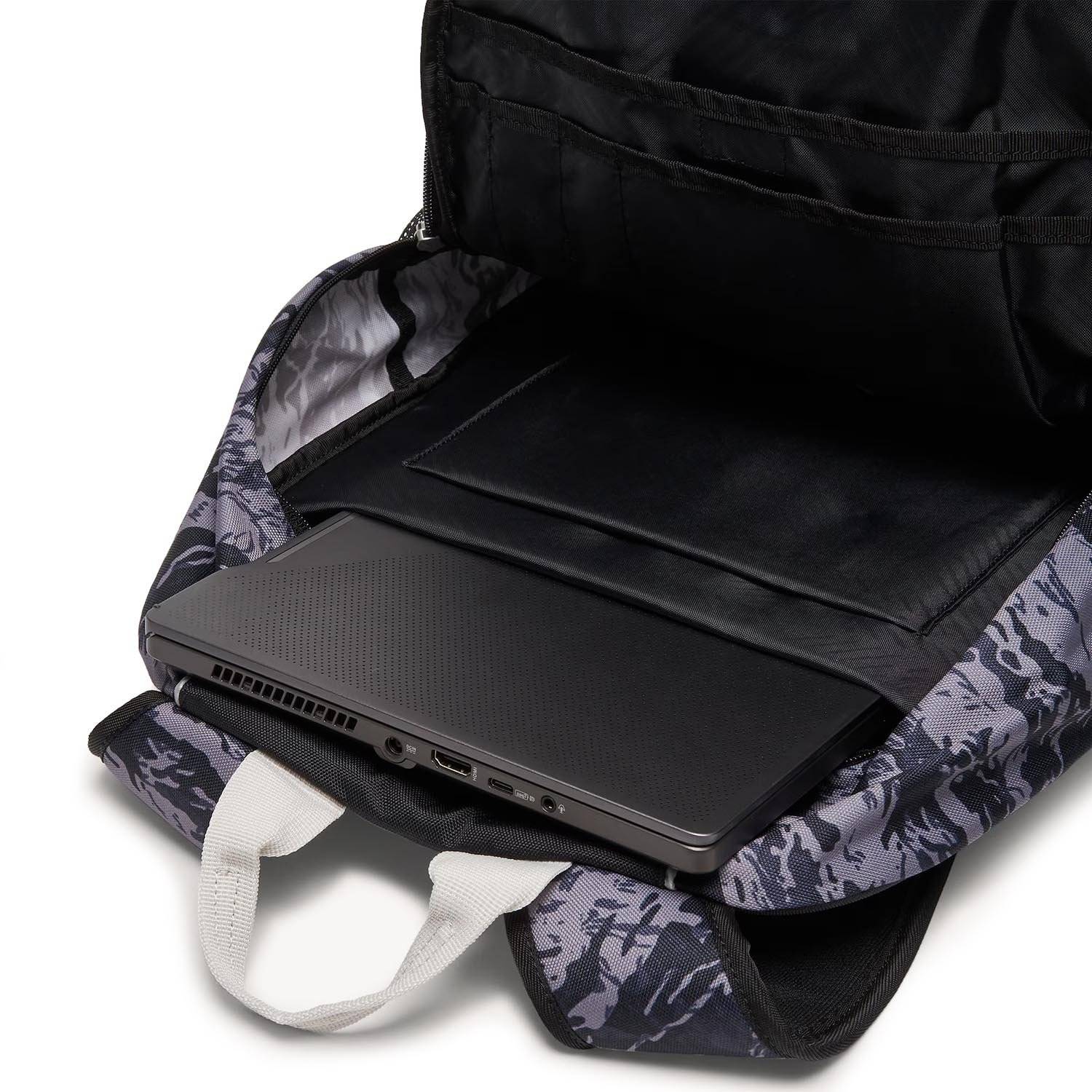 Oakley Enduro 20L 3.0 Backpack | Galls