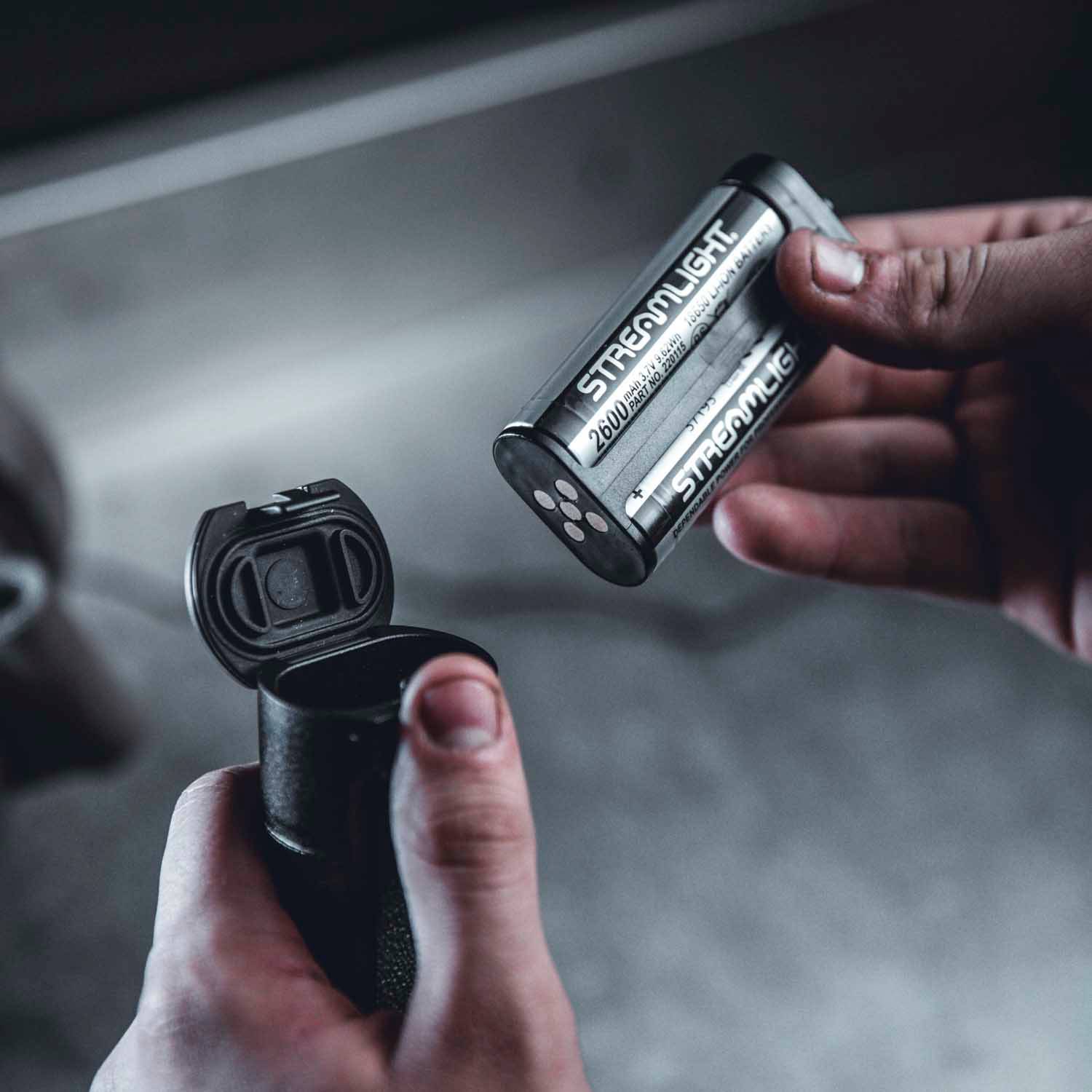 Streamlight Stinger 2020 LED Flashlight 12V DC