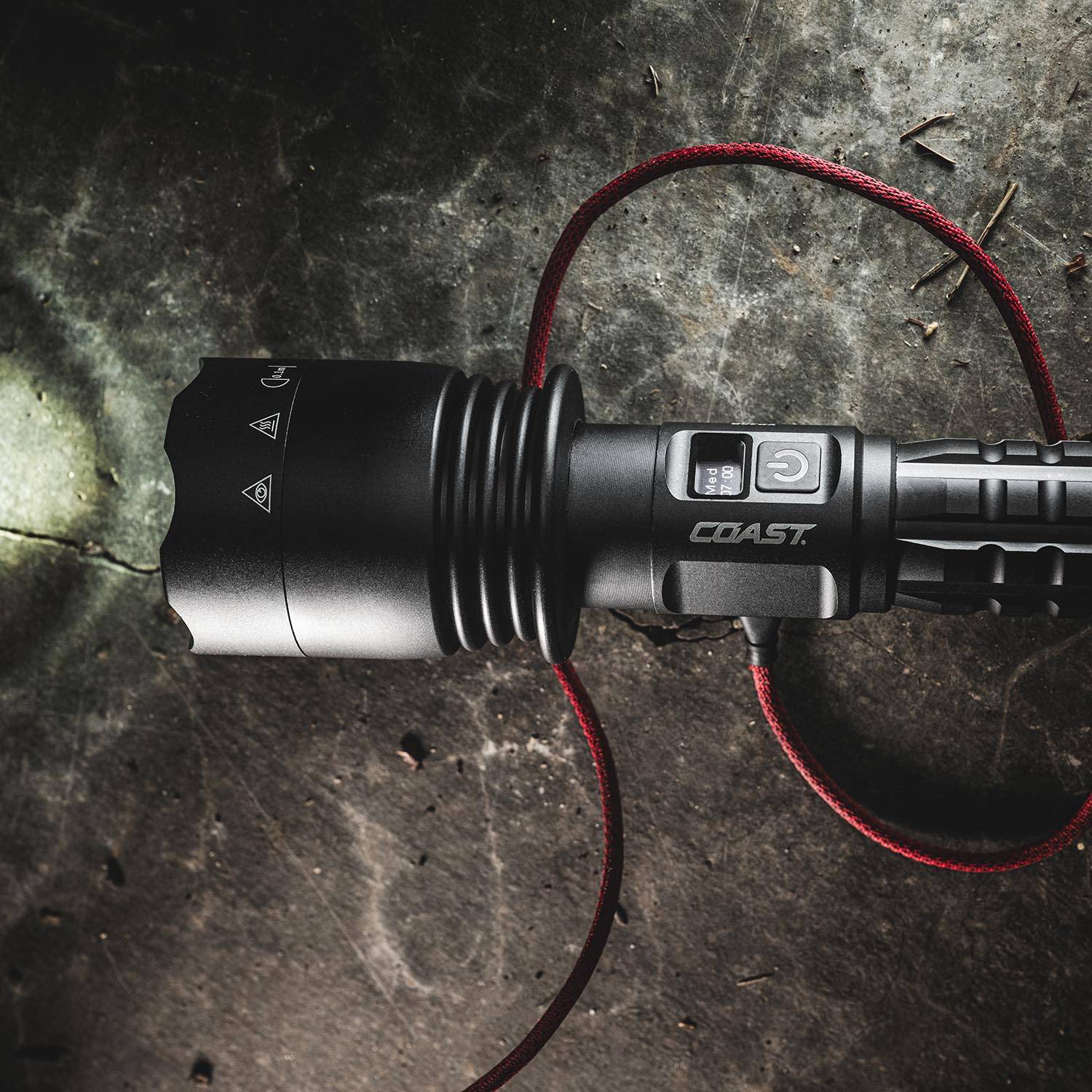 Dual Power Flashlight Coast XP40R Rechargeable Dual Power Flashlight | Galls