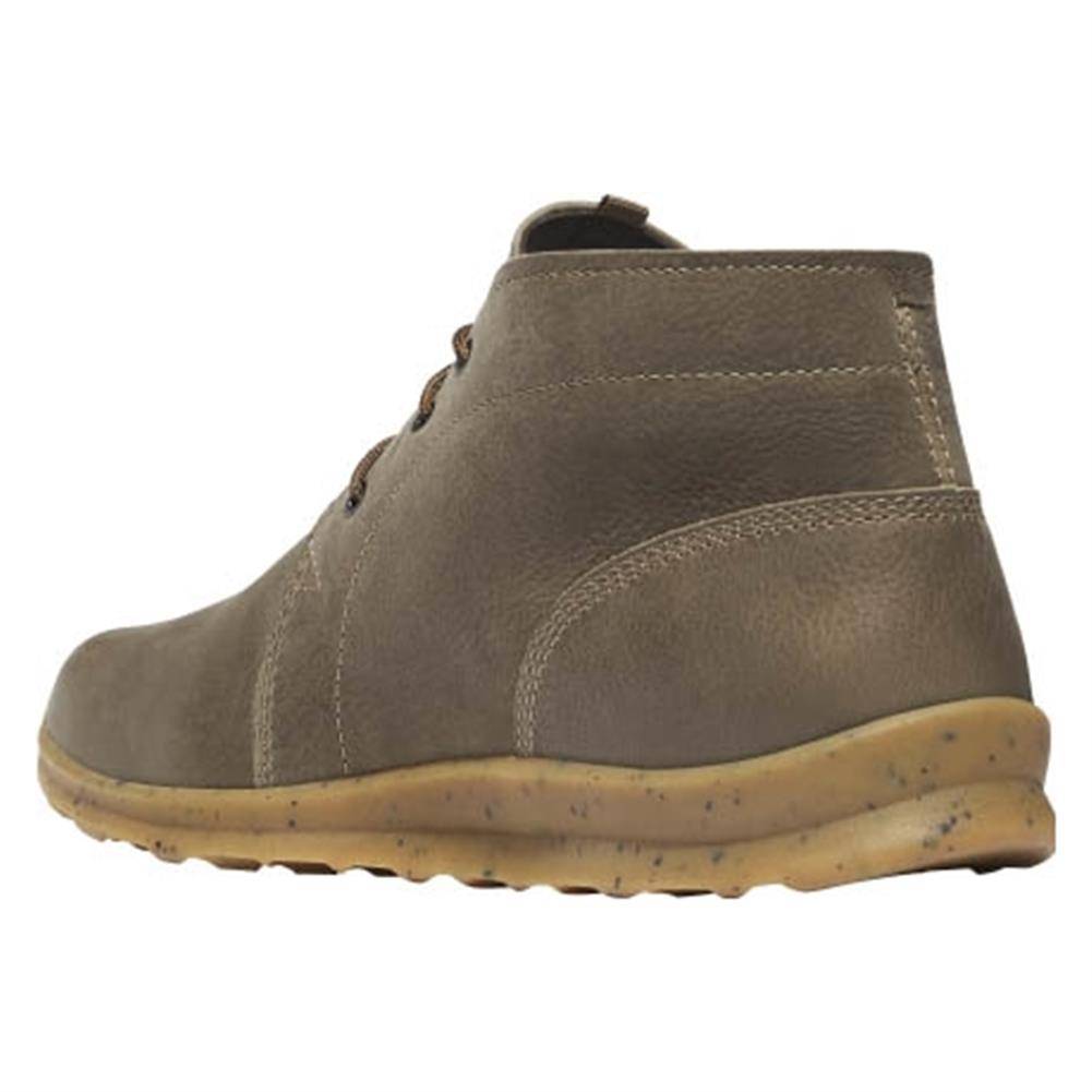 danner chukka boots
