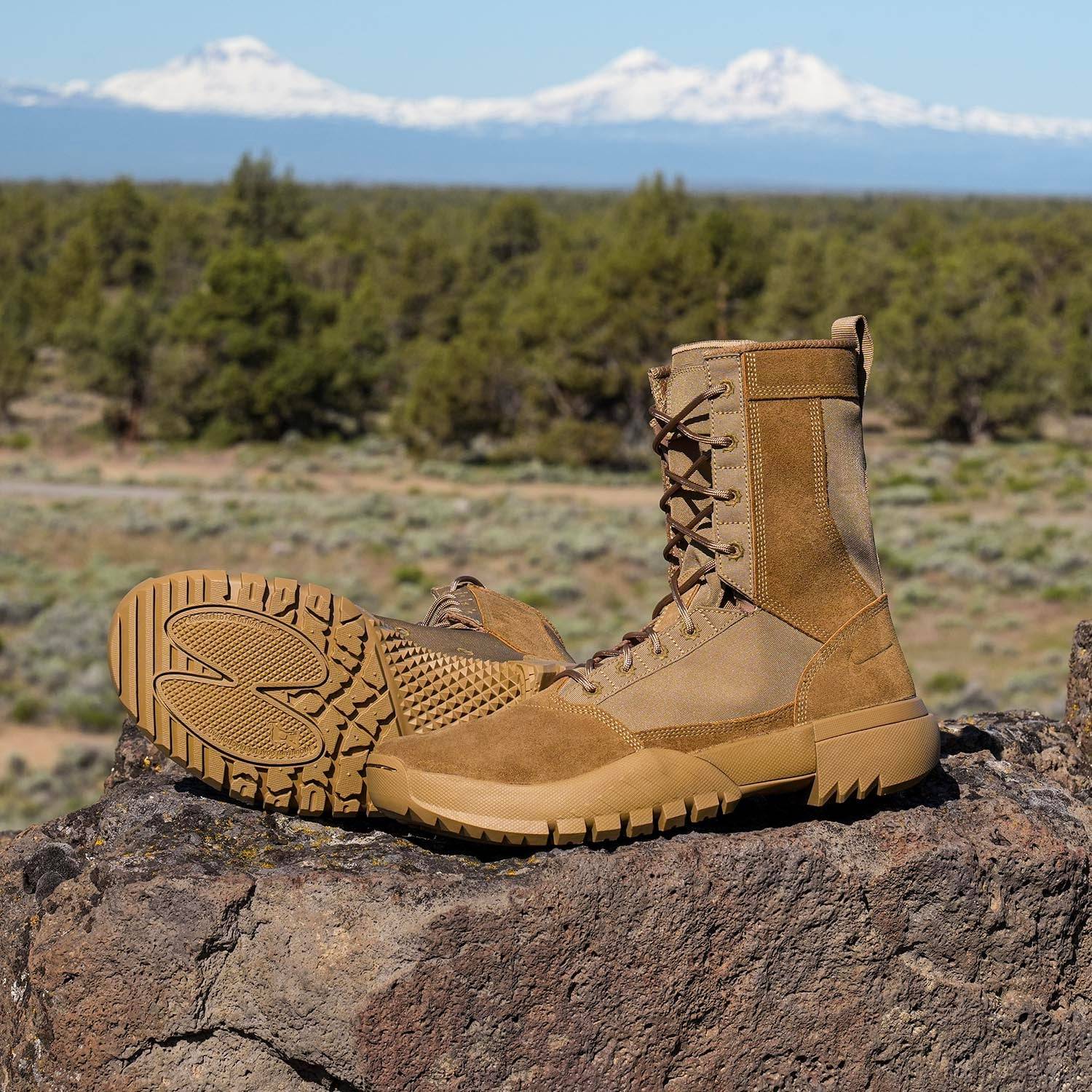 oakley light assault boot vs nike sfb