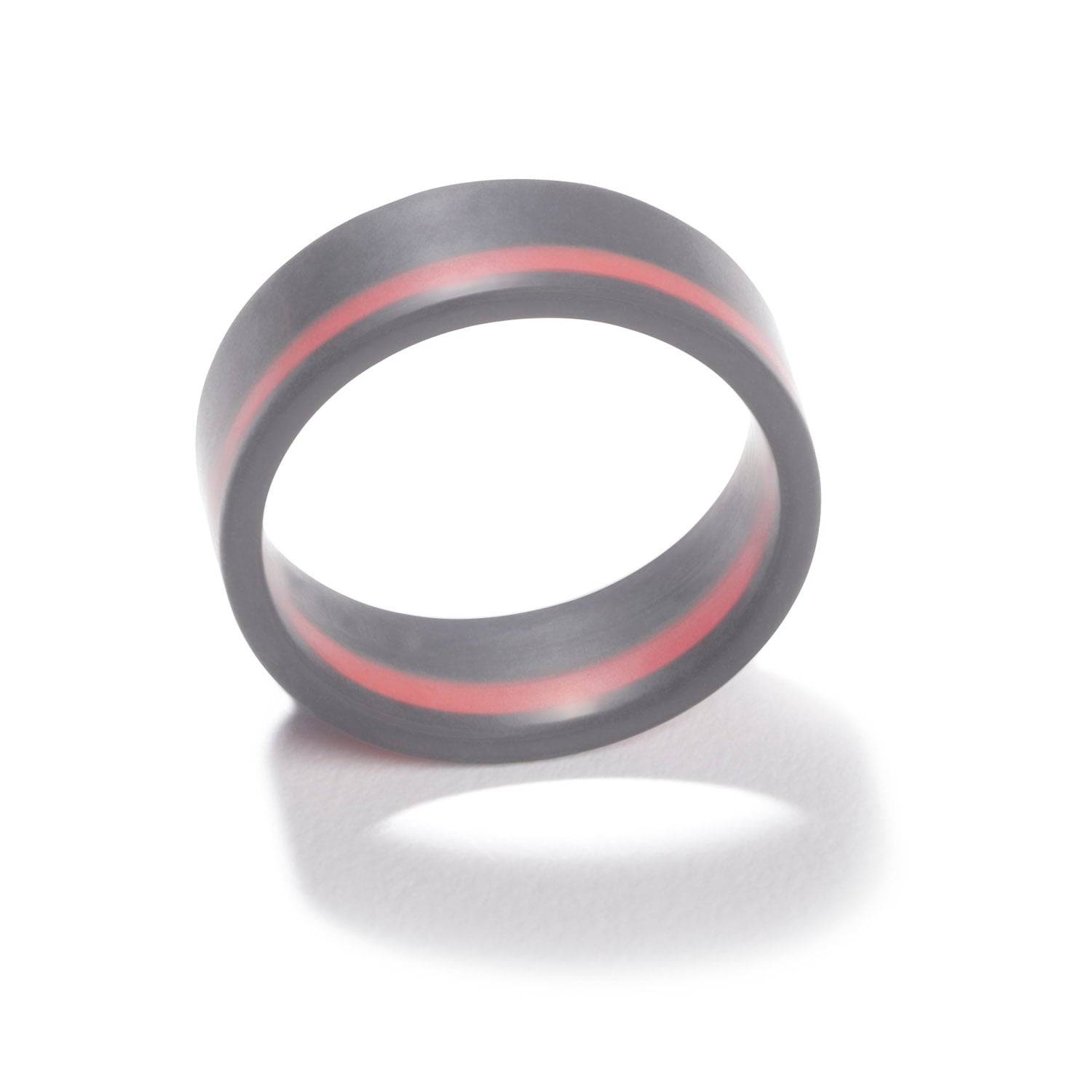 Qalo Mens Thin Line Ring