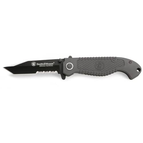 Smith & Wesson Rubber Coated Steel Liner Black Serrated Fold