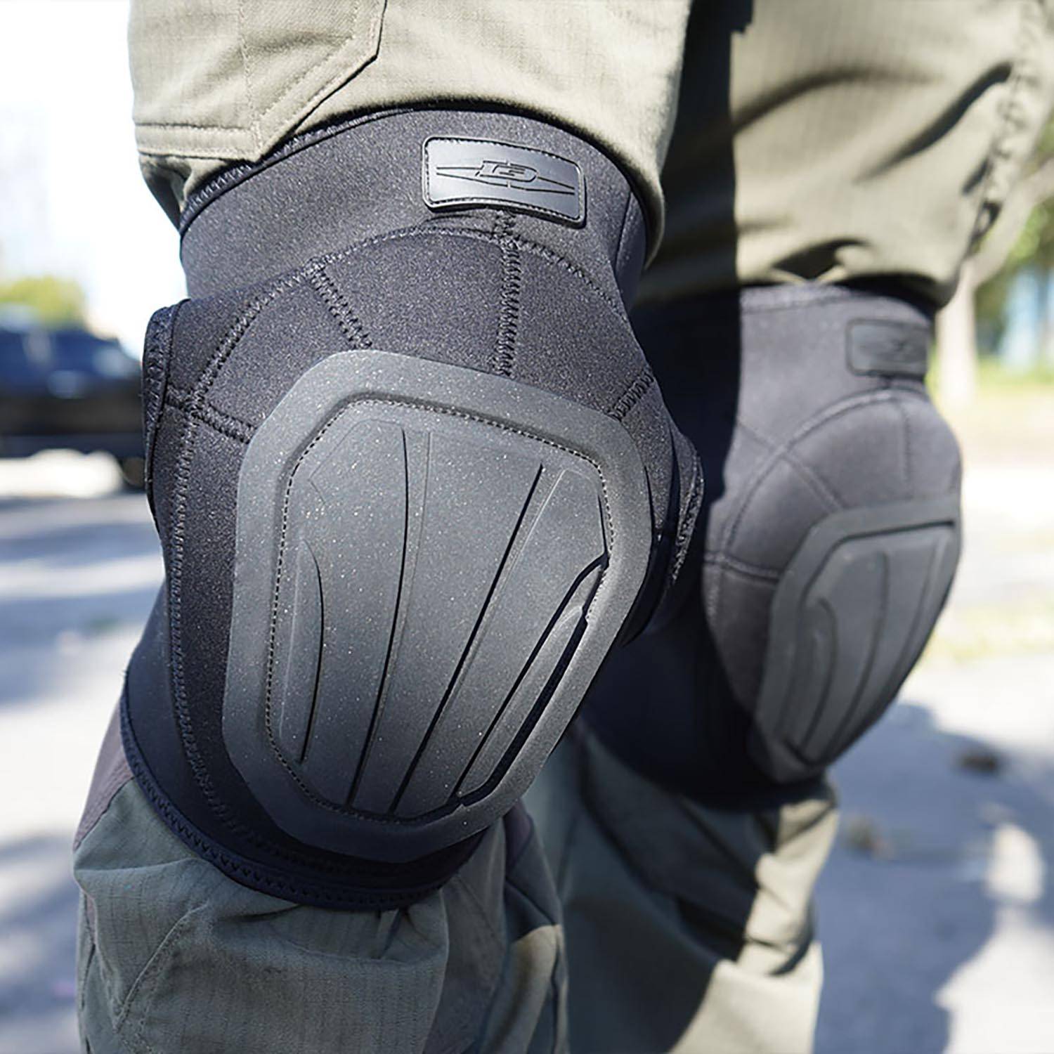Damascus Imperial Neoprene Knee Pads with Reinforced Caps