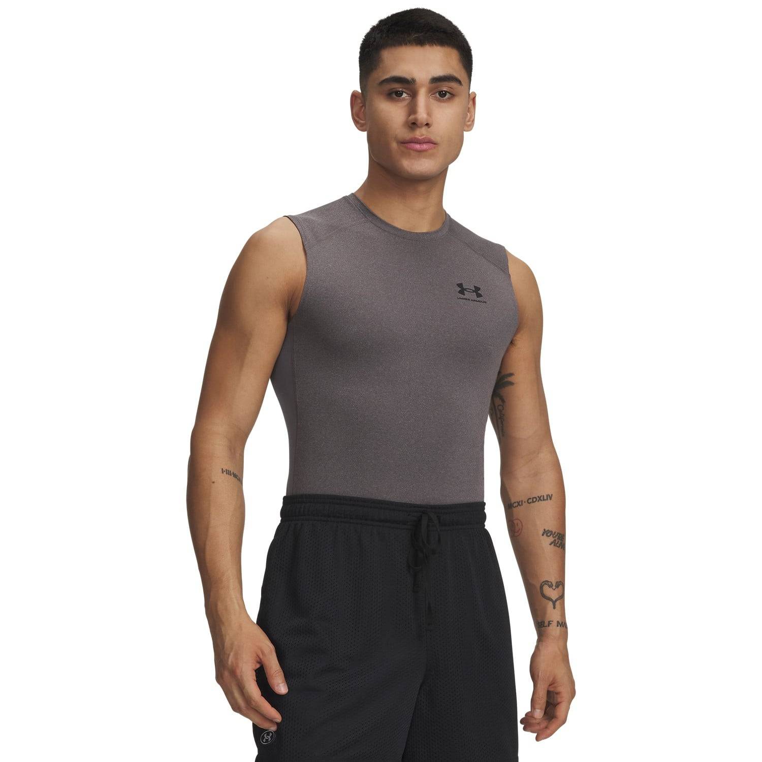 UNDER ARMOUR MEN'S HEATGEAR COMPRESSION SLEEVELESS SHIRT